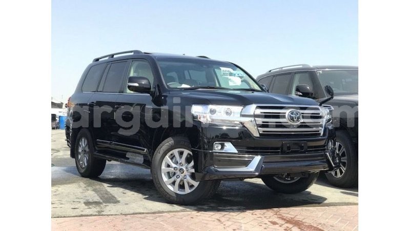 Big with watermark toyota land cruiser conakry import dubai 6149