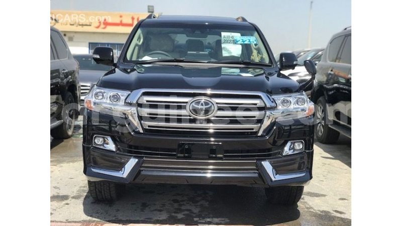 Big with watermark toyota land cruiser conakry import dubai 6149