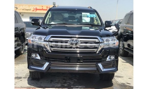 Buy Import Toyota Land Cruiser Black Car in Import - Dubai in Conakry Buy Import Toyota Land Cruiser Black Car in Import - Dubai in Conakry