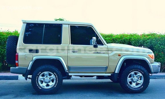 Buy Import Toyota Land Cruiser Beige Car in Import - Dubai in Conakry Buy Import Toyota Land Cruiser Beige Car in Import - Dubai in Conakry