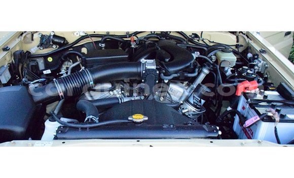 Buy Import Toyota Land Cruiser Beige Car in Import - Dubai in Conakry Buy Import Toyota Land Cruiser Beige Car in Import - Dubai in Conakry