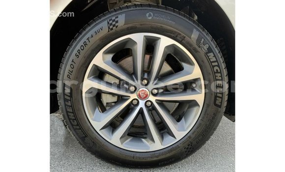 Acheter Import Voiture Jaguar F-Pace Blanc à Import - Dubai, Conakry Acheter Import Voiture Jaguar F-Pace Blanc à Import - Dubai, Conakry