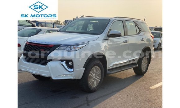 Buy Import Toyota Fortuner White Car in Import - Dubai in Conakry Buy Import Toyota Fortuner White Car in Import - Dubai in Conakry