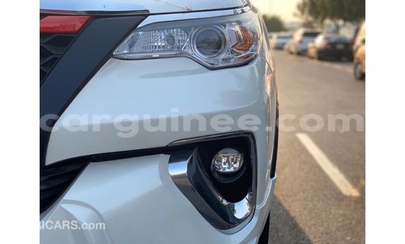 Buy Import Toyota Fortuner White Car in Import - Dubai in Conakry Buy Import Toyota Fortuner White Car in Import - Dubai in Conakry