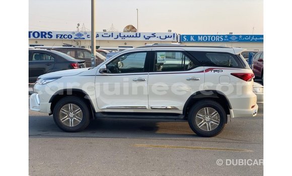 Buy Import Toyota Fortuner White Car in Import - Dubai in Conakry Buy Import Toyota Fortuner White Car in Import - Dubai in Conakry