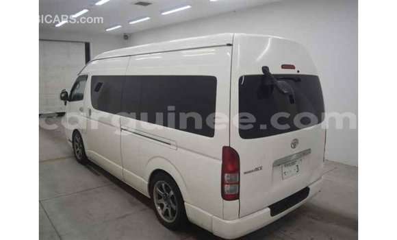 Buy Import Toyota Hiace White Car in Import - Dubai in Conakry Buy Import Toyota Hiace White Car in Import - Dubai in Conakry
