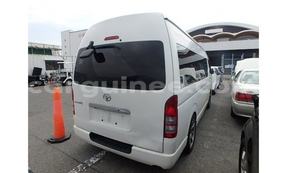 Buy Import Toyota Hiace White Car in Import - Dubai in Conakry Buy Import Toyota Hiace White Car in Import - Dubai in Conakry