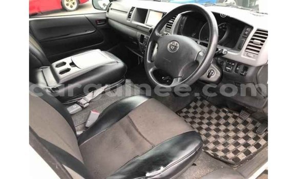 Buy Import Toyota Hiace White Car in Import - Dubai in Conakry Buy Import Toyota Hiace White Car in Import - Dubai in Conakry