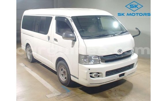 Buy Import Toyota Hiace White Car in Import - Dubai in Conakry