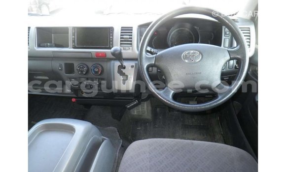Buy Import Toyota Hiace White Car in Import - Dubai in Conakry Buy Import Toyota Hiace White Car in Import - Dubai in Conakry