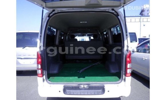 Buy Import Toyota Hiace White Car in Import - Dubai in Conakry Buy Import Toyota Hiace White Car in Import - Dubai in Conakry