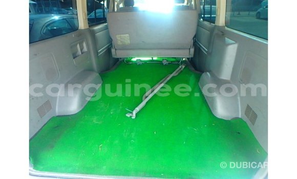 Buy Import Toyota Hiace White Car in Import - Dubai in Conakry Buy Import Toyota Hiace White Car in Import - Dubai in Conakry