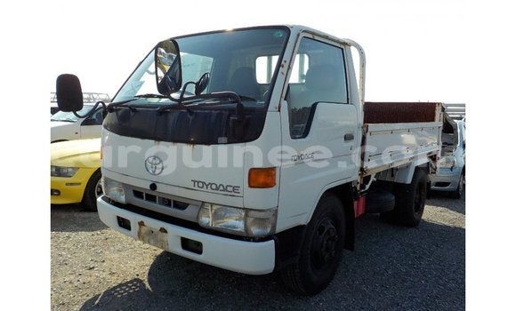 Buy Import Toyota Dyna White Car in Import - Dubai in Conakry Buy Import Toyota Dyna White Car in Import - Dubai in Conakry