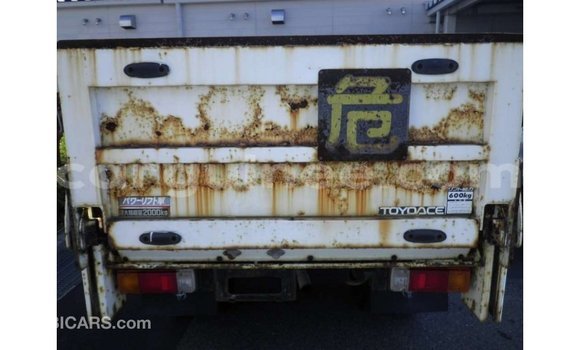 Buy Import Toyota Dyna White Car in Import - Dubai in Conakry Buy Import Toyota Dyna White Car in Import - Dubai in Conakry