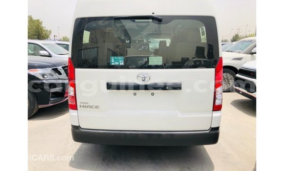 Buy Import Toyota Hiace White Car in Import - Dubai in Conakry Buy Import Toyota Hiace White Car in Import - Dubai in Conakry
