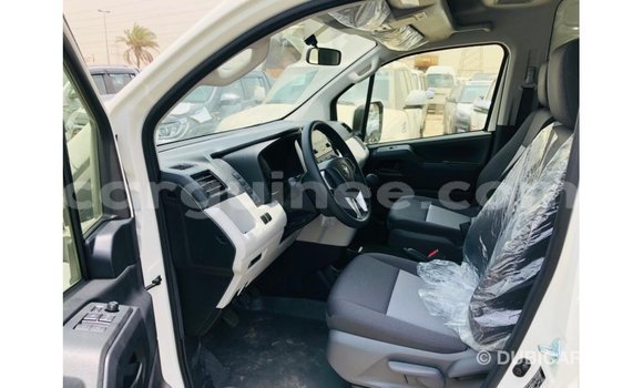 Buy Import Toyota Hiace White Car in Import - Dubai in Conakry Buy Import Toyota Hiace White Car in Import - Dubai in Conakry