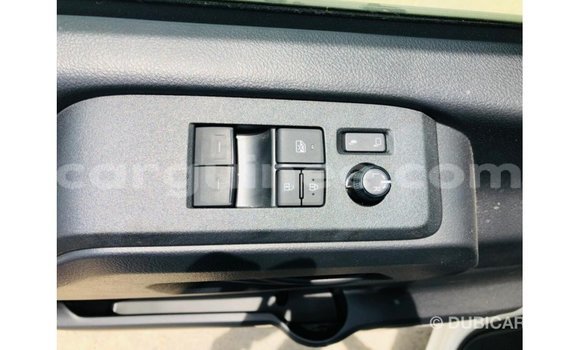 Buy Import Toyota Hiace White Car in Import - Dubai in Conakry Buy Import Toyota Hiace White Car in Import - Dubai in Conakry
