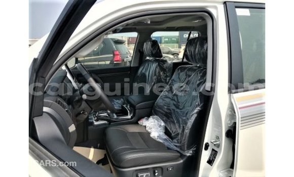 Buy Import Toyota Land Cruiser White Car in Import - Dubai in Conakry Buy Import Toyota Land Cruiser White Car in Import - Dubai in Conakry