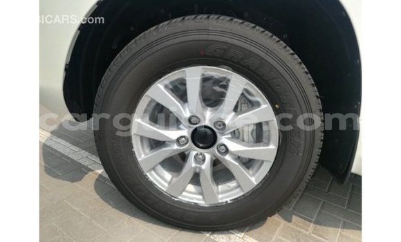 Buy Import Toyota Land Cruiser White Car in Import - Dubai in Conakry Buy Import Toyota Land Cruiser White Car in Import - Dubai in Conakry