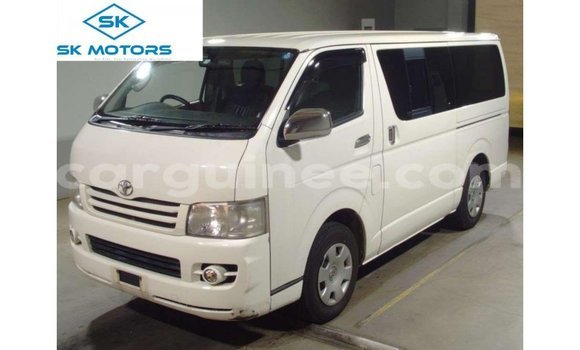 Buy Import Toyota Hiace White Car in Import - Dubai in Conakry