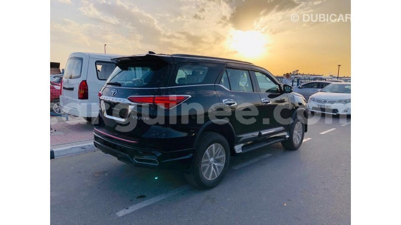 Big with watermark toyota fortuner conakry import dubai 6181