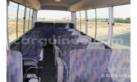 Acheter Import Utilitaire Nissan Evalia Blanc à Import - Dubai, Conakry Acheter Import Utilitaire Nissan Evalia Blanc à Import - Dubai, Conakry