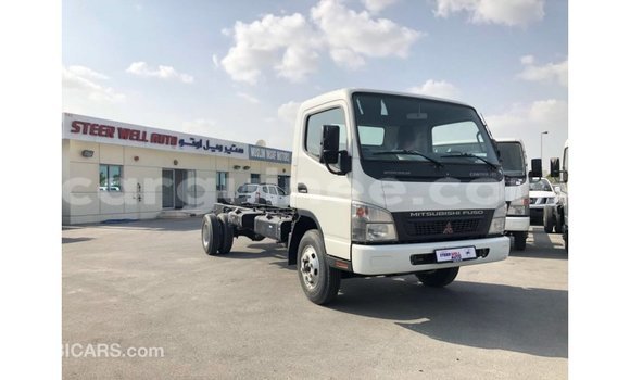 Acheter Import Utilitaire Mitsubishi L400 Blanc à Import - Dubai, Conakry Acheter Import Utilitaire Mitsubishi L400 Blanc à Import - Dubai, Conakry