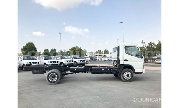 Acheter Import Utilitaire Mitsubishi L400 Blanc à Import - Dubai, Conakry Acheter Import Utilitaire Mitsubishi L400 Blanc à Import - Dubai, Conakry