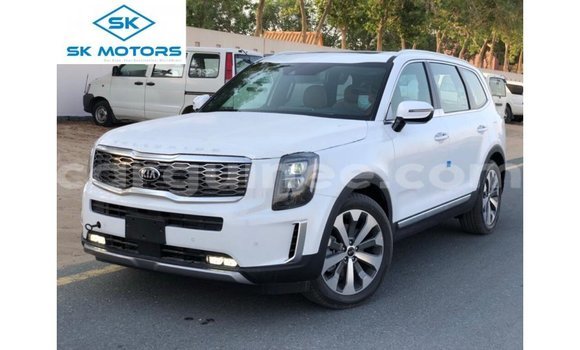 Acheter Import Voiture Kia Carens Blanc à Import - Dubai, Conakry Acheter Import Voiture Kia Carens Blanc à Import - Dubai, Conakry