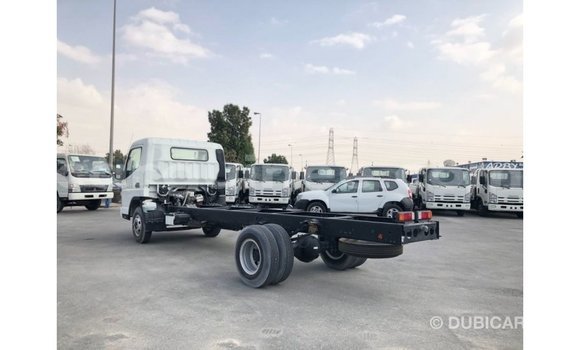 Acheter Import Utilitaire Mitsubishi L400 Blanc à Import - Dubai, Conakry Acheter Import Utilitaire Mitsubishi L400 Blanc à Import - Dubai, Conakry