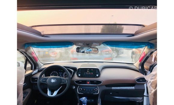 Acheter Import Voiture Hyundai Santa Fe Blanc à Import - Dubai, Conakry Acheter Import Voiture Hyundai Santa Fe Blanc à Import - Dubai, Conakry