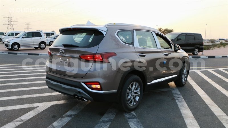 Big with watermark hyundai santa fe conakry import dubai 6190