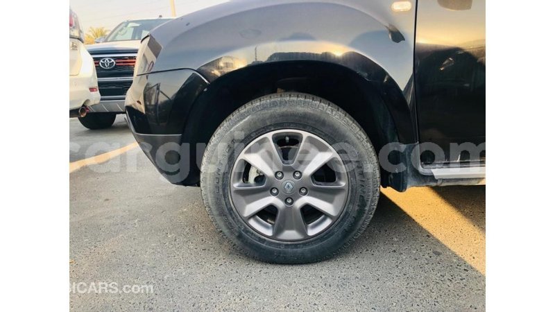 Big with watermark renault duster conakry import dubai 6191