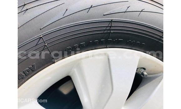 Buy Import Toyota Hilux White Car in Import - Dubai in Conakry Buy Import Toyota Hilux White Car in Import - Dubai in Conakry