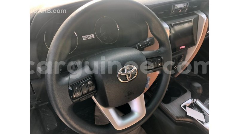 Big with watermark toyota fortuner conakry import dubai 6203