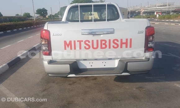 Buy Import Mitsubishi L200 White Car in Import - Dubai in Conakry Buy Import Mitsubishi L200 White Car in Import - Dubai in Conakry