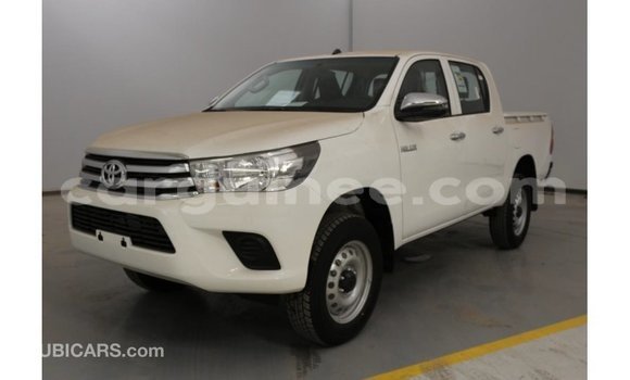 Buy Import Toyota Hilux White Car in Import - Dubai in Conakry Buy Import Toyota Hilux White Car in Import - Dubai in Conakry
