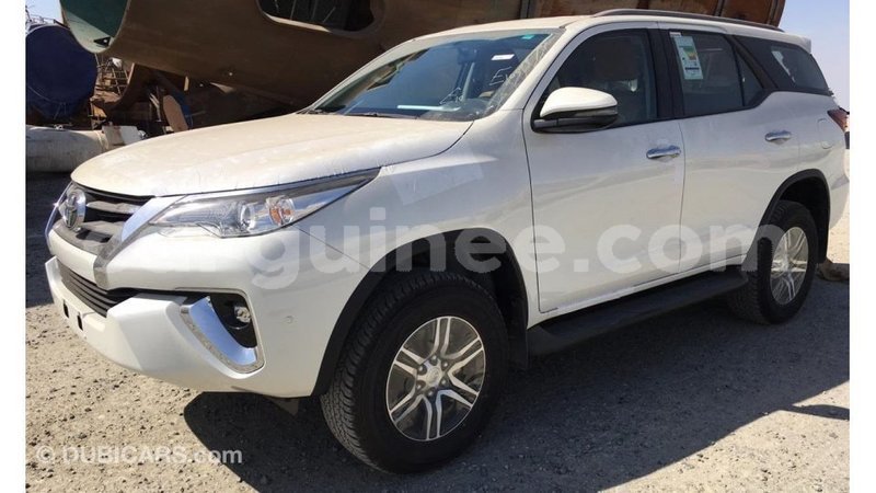 Big with watermark toyota fortuner conakry import dubai 6209