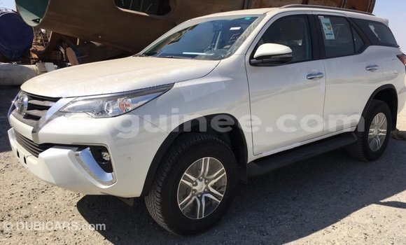Buy Import Toyota Fortuner White Car in Import - Dubai in Conakry Buy Import Toyota Fortuner White Car in Import - Dubai in Conakry