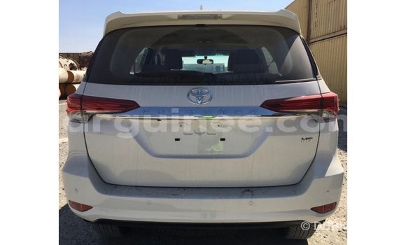 Buy Import Toyota Fortuner White Car in Import - Dubai in Conakry Buy Import Toyota Fortuner White Car in Import - Dubai in Conakry