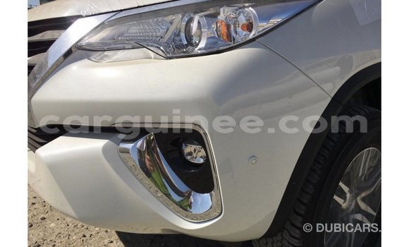 Buy Import Toyota Fortuner White Car in Import - Dubai in Conakry Buy Import Toyota Fortuner White Car in Import - Dubai in Conakry