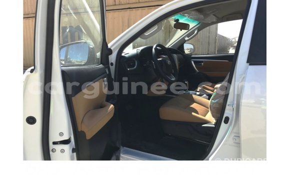 Buy Import Toyota Fortuner White Car in Import - Dubai in Conakry Buy Import Toyota Fortuner White Car in Import - Dubai in Conakry