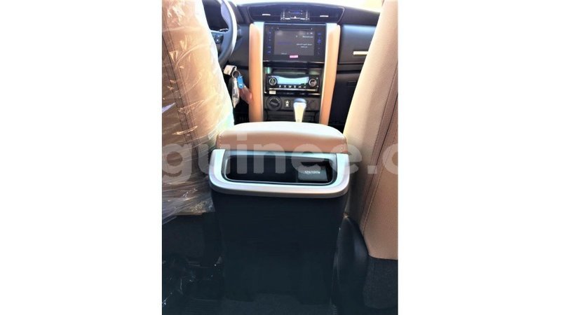 Big with watermark toyota fortuner conakry import dubai 6209