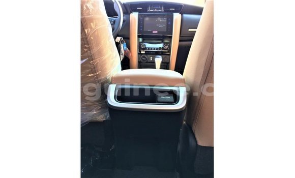 Buy Import Toyota Fortuner White Car in Import - Dubai in Conakry Buy Import Toyota Fortuner White Car in Import - Dubai in Conakry