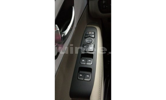 Buy Import Kia Sorento White Car in Import - Dubai in Conakry Buy Import Kia Sorento White Car in Import - Dubai in Conakry