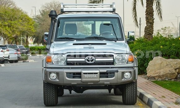 Buy Import Toyota Land Cruiser Other Car in Import - Dubai in Conakry Buy Import Toyota Land Cruiser Other Car in Import - Dubai in Conakry