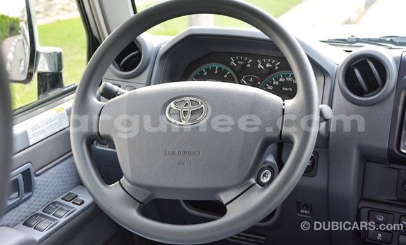 Buy Import Toyota Land Cruiser Other Car in Import - Dubai in Conakry Buy Import Toyota Land Cruiser Other Car in Import - Dubai in Conakry