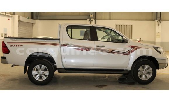 Buy Import Toyota Hilux White Car in Import - Dubai in Conakry Buy Import Toyota Hilux White Car in Import - Dubai in Conakry