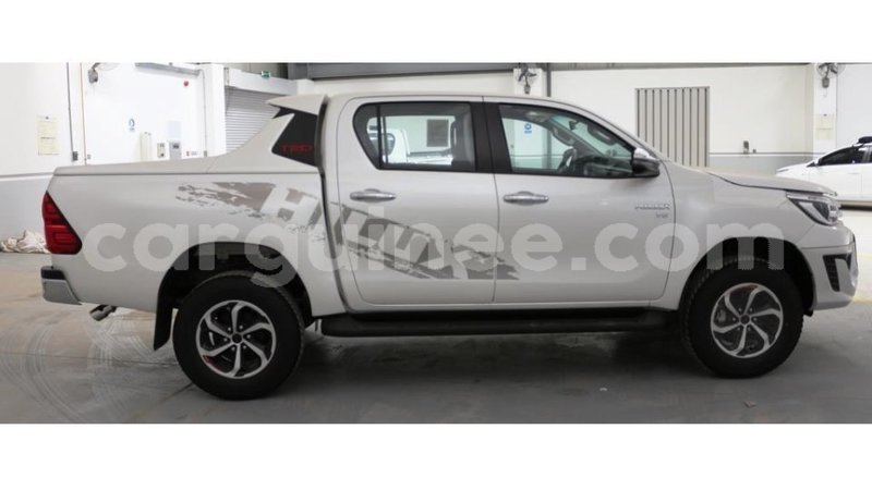 Big with watermark toyota hilux conakry import dubai 6214