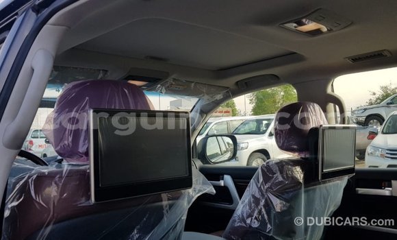 Acheter Import Voiture Toyota Land Cruiser Noir à Import - Dubai, Conakry Acheter Import Voiture Toyota Land Cruiser Noir à Import - Dubai, Conakry